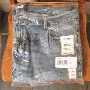 Levi Strauss Men's Relaxed Fit Jeans - Light Blue